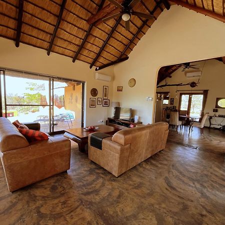 Bushvilla Umoja Kruger Phalaborwa Exteriör bild